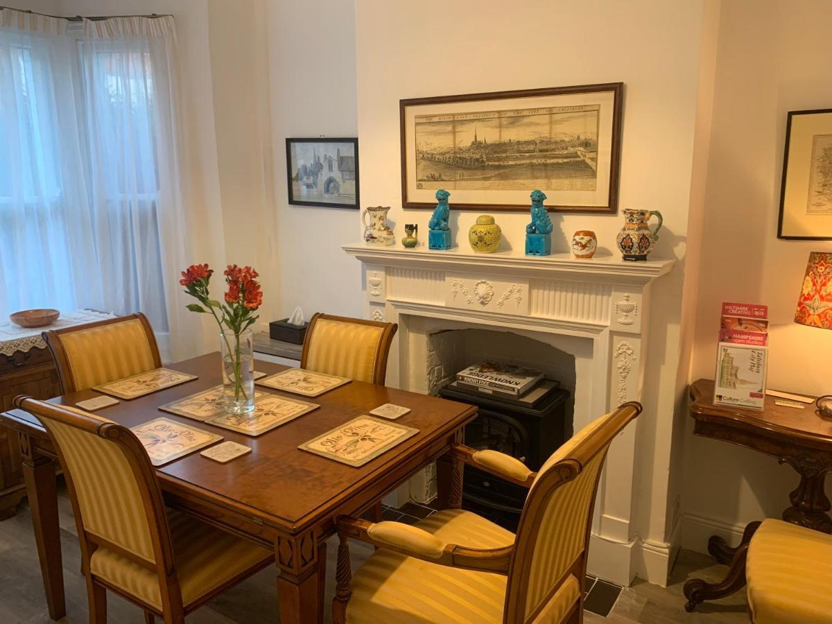 Queens Cottage Salisbury Extérieur photo